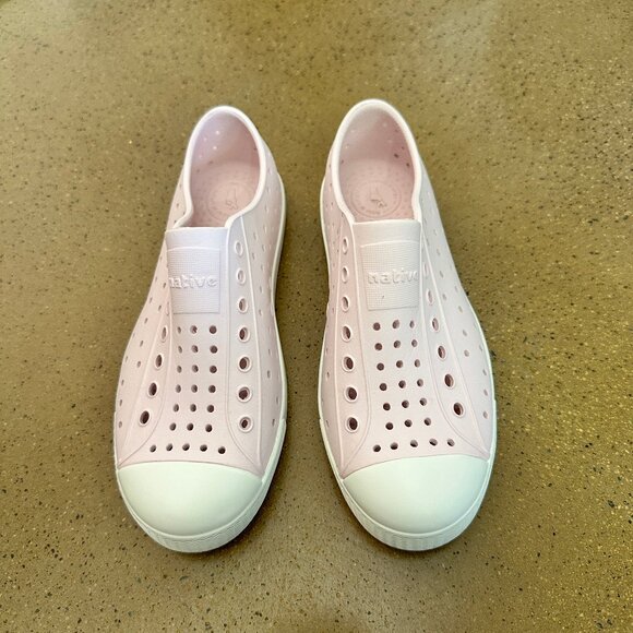 Pink Native Jefferson Big Kid Slip On Shoes Size J1 - Picture 1 of 3